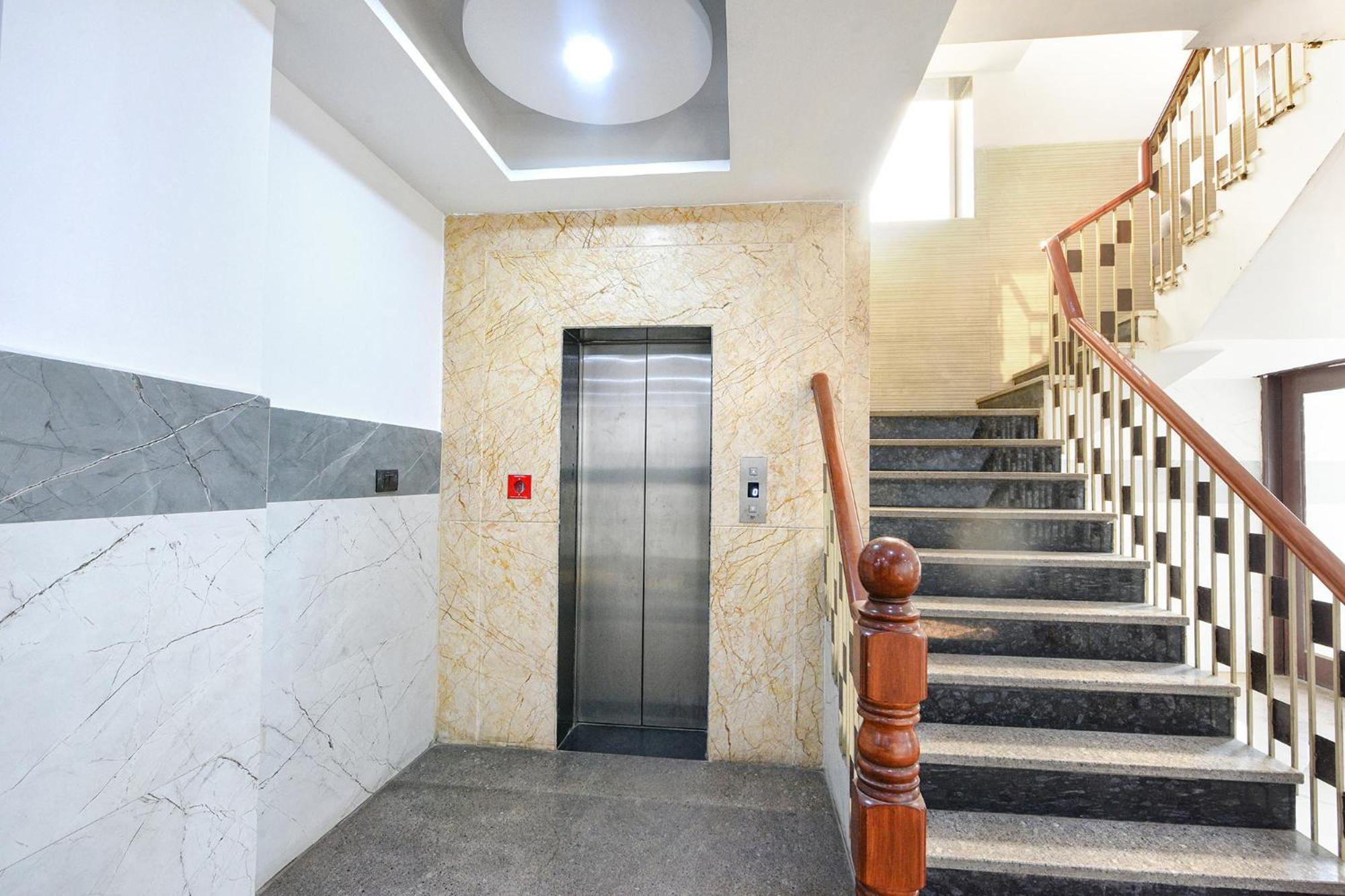 Fabhotel Vibe Noida Zewnętrze zdjęcie